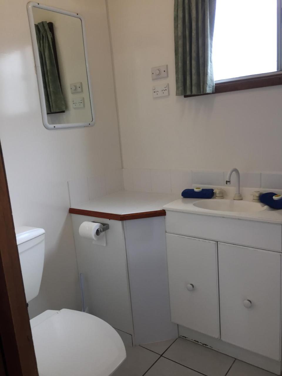 Beachcomber Caravan Park Mallacoota Eksteriør billede